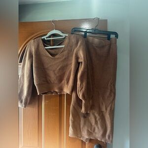 Two piece skirt set. Size medium. Copper in color. Worn 2 times.